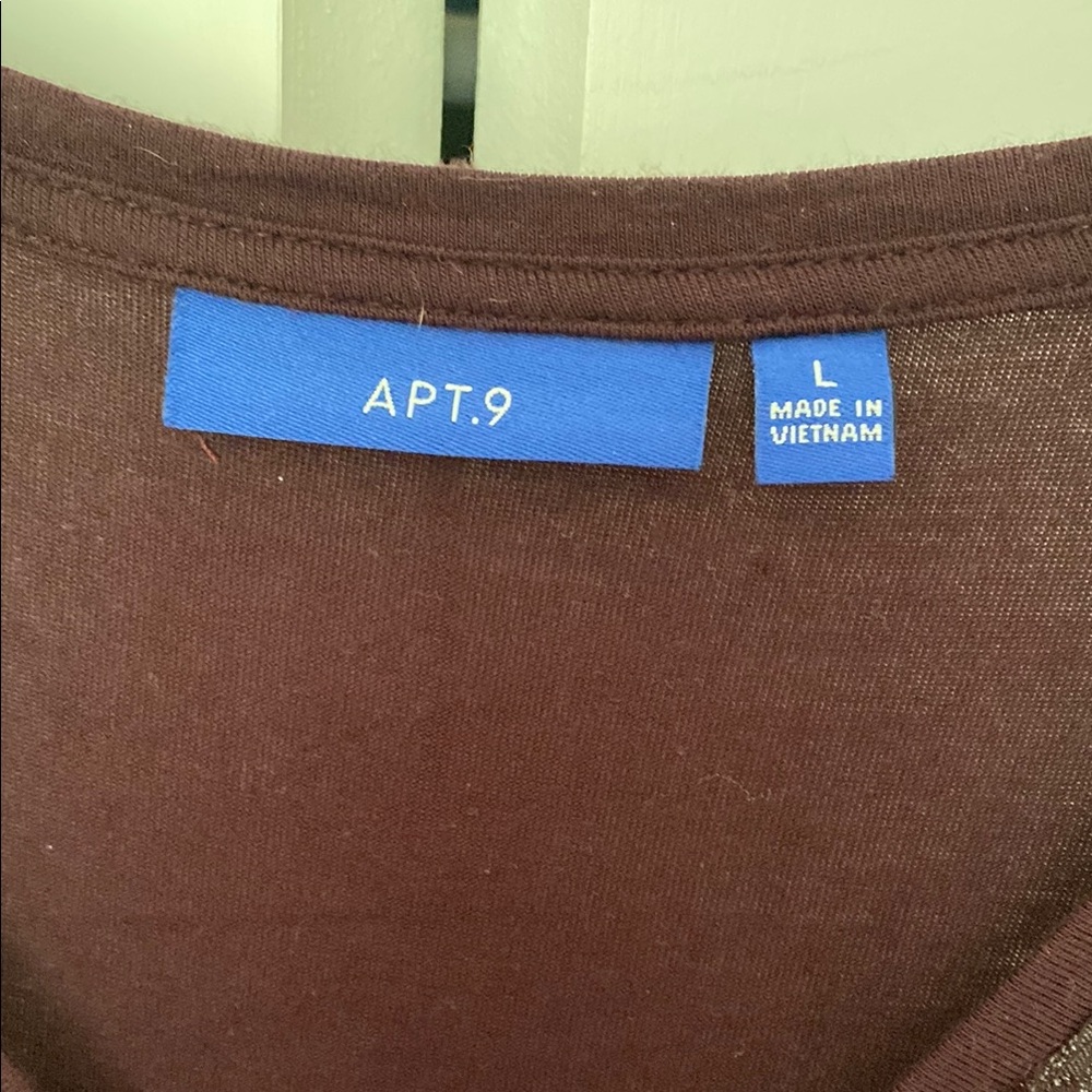 Apt 9 Sheer Burgundy Sleeveless Top - Picture 2 of 6